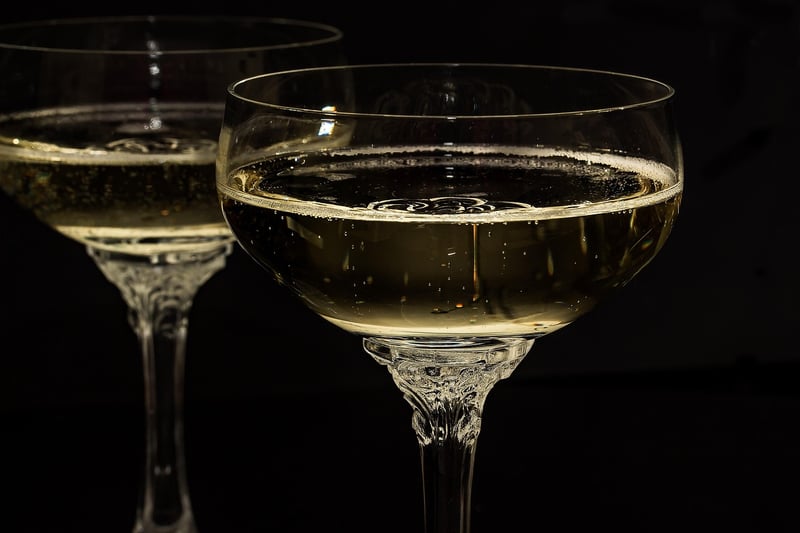 Miniature Champagne